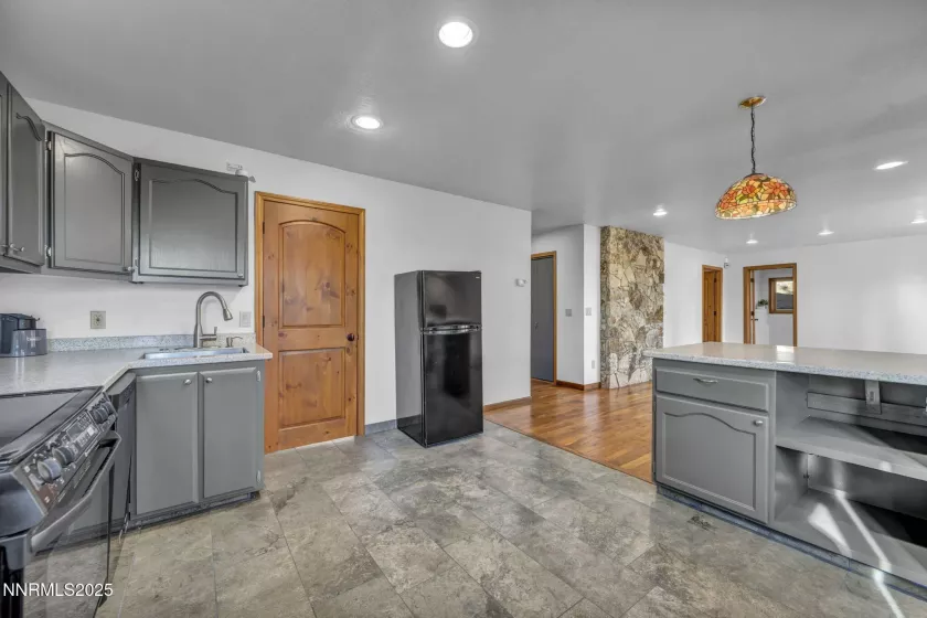 517 Driver, Incline Village, Nevada 89451, 6 Bedrooms Bedrooms, ,5 BathroomsBathrooms,Residential,Residential,Driver,250050376