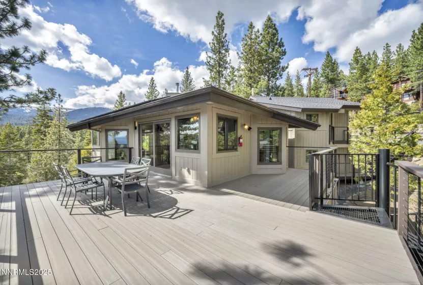 517 Driver, Incline Village, Nevada 89451, 6 Bedrooms Bedrooms, ,5 BathroomsBathrooms,Residential,Residential,Driver,250050376