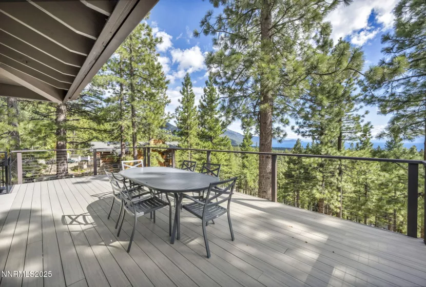 517 Driver, Incline Village, Nevada 89451, 6 Bedrooms Bedrooms, ,5 BathroomsBathrooms,Residential,Residential,Driver,250050376