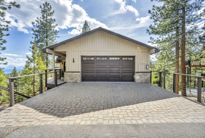 517 Driver, Incline Village, Nevada 89451, 6 Bedrooms Bedrooms, ,5 BathroomsBathrooms,Residential,Residential,Driver,250050376