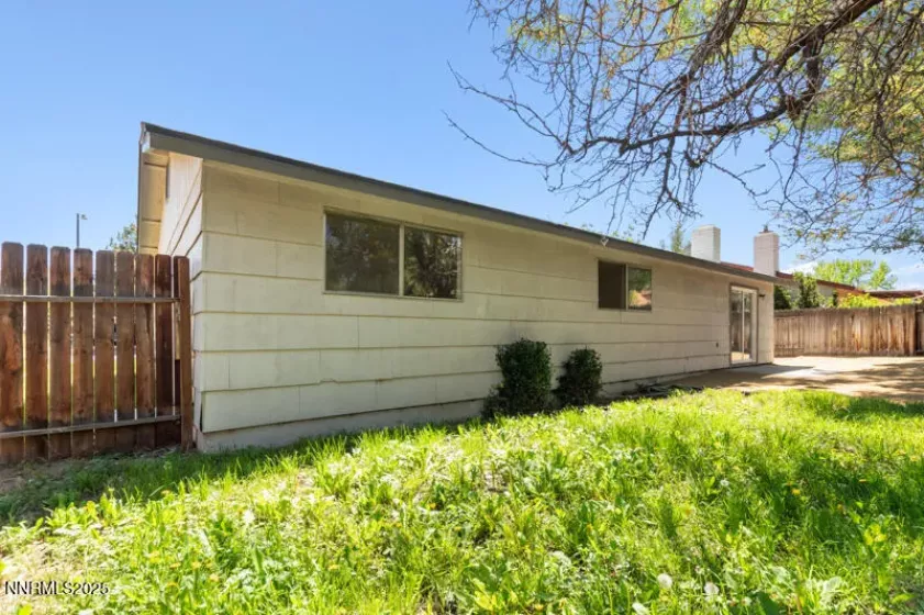 2995 Santa Ana, Reno, Nevada 89502, 3 Bedrooms Bedrooms, ,2 BathroomsBathrooms,Residential,Residential,Santa Ana,250050379
