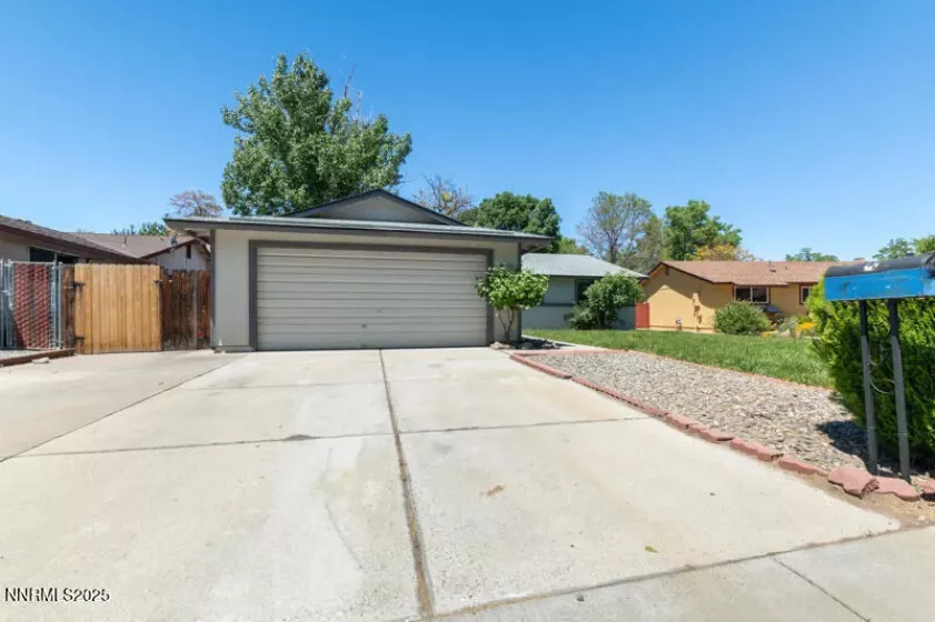 2995 Santa Ana, Reno, Nevada 89502, 3 Bedrooms Bedrooms, ,2 BathroomsBathrooms,Residential,Residential,Santa Ana,250050379