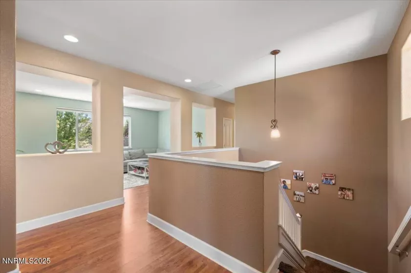 400 Sondrio, Reno, Nevada 89521, 5 Bedrooms Bedrooms, ,3 BathroomsBathrooms,Residential,Residential,Sondrio,250050380