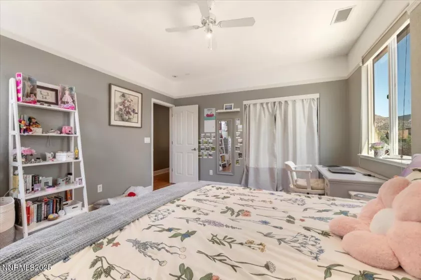 400 Sondrio, Reno, Nevada 89521, 5 Bedrooms Bedrooms, ,3 BathroomsBathrooms,Residential,Residential,Sondrio,250050380