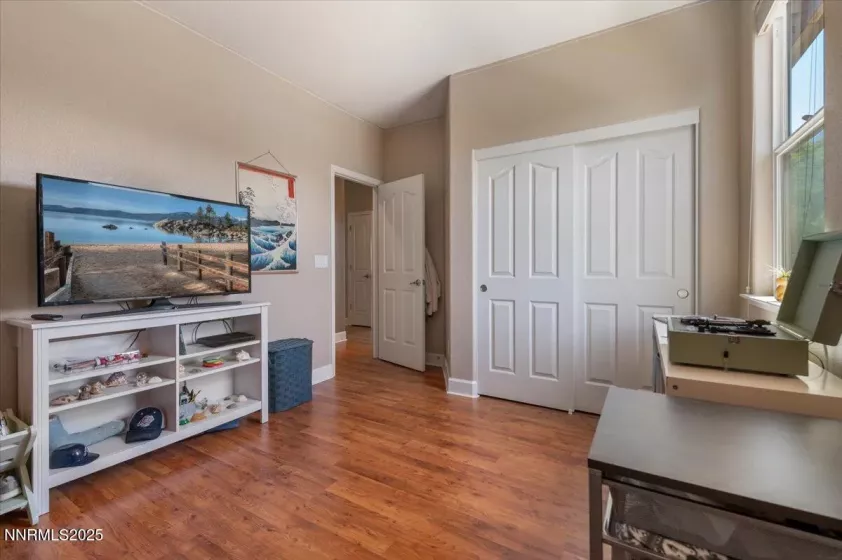 400 Sondrio, Reno, Nevada 89521, 5 Bedrooms Bedrooms, ,3 BathroomsBathrooms,Residential,Residential,Sondrio,250050380