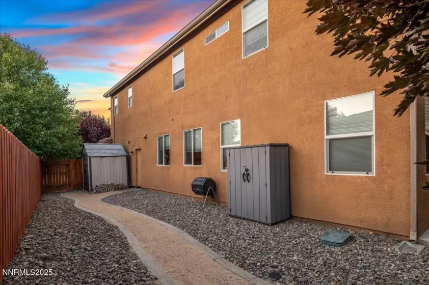 400 Sondrio, Reno, Nevada 89521, 5 Bedrooms Bedrooms, ,3 BathroomsBathrooms,Residential,Residential,Sondrio,250050380