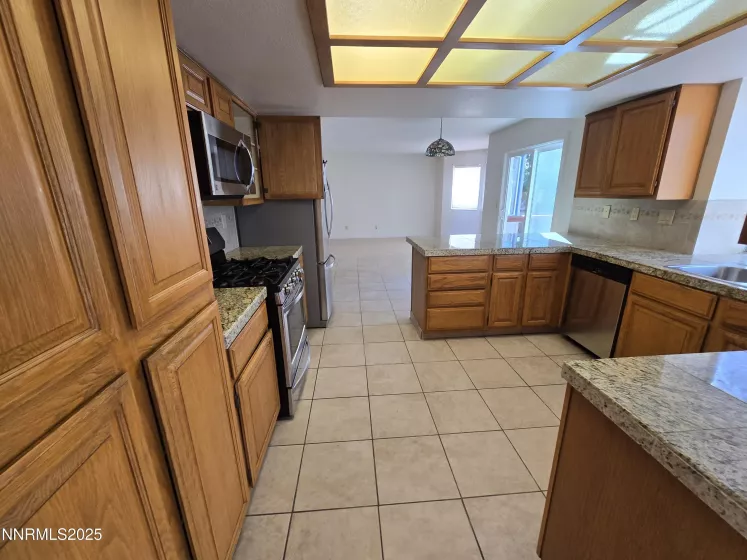 986 Quail Hollow, Reno, Nevada 89511, 4 Bedrooms Bedrooms, ,3 BathroomsBathrooms,Residential,Residential,Quail Hollow,250050278