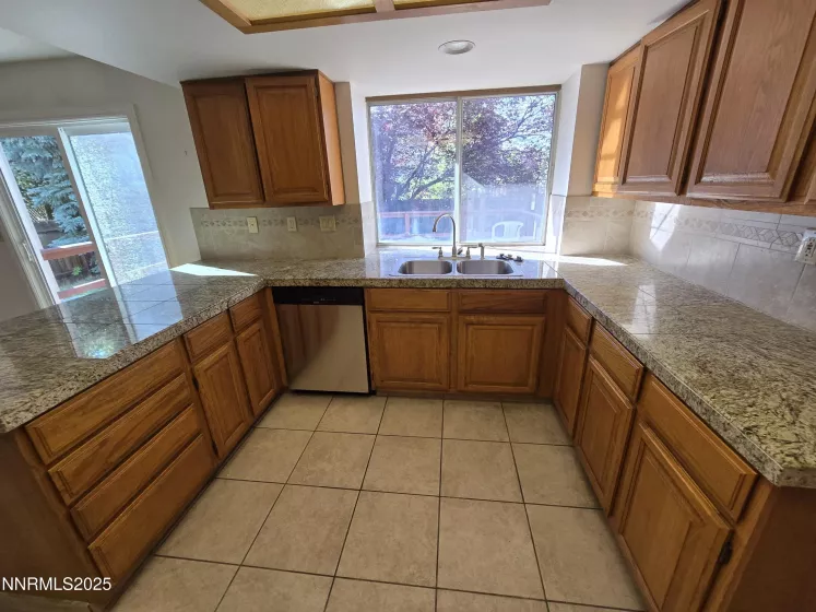 986 Quail Hollow, Reno, Nevada 89511, 4 Bedrooms Bedrooms, ,3 BathroomsBathrooms,Residential,Residential,Quail Hollow,250050278