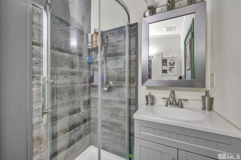 1575 Quince, Silver Springs, Nevada 89429, 6 Bedrooms Bedrooms, ,3 BathroomsBathrooms,Residential,Residential,Quince,250004278