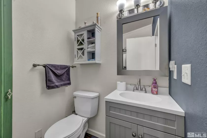 1575 Quince, Silver Springs, Nevada 89429, 6 Bedrooms Bedrooms, ,3 BathroomsBathrooms,Residential,Residential,Quince,250004278
