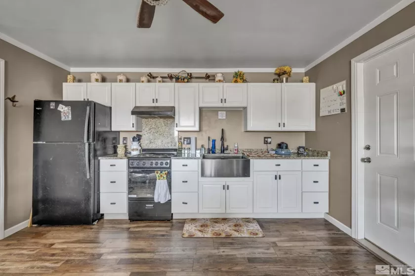 1575 Quince, Silver Springs, Nevada 89429, 6 Bedrooms Bedrooms, ,3 BathroomsBathrooms,Residential,Residential,Quince,250004278