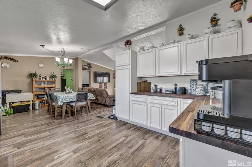 1575 Quince, Silver Springs, Nevada 89429, 6 Bedrooms Bedrooms, ,3 BathroomsBathrooms,Residential,Residential,Quince,250004278