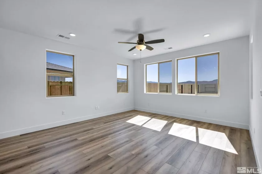 401 Solaris, Carson City, Nevada 89705, 3 Bedrooms Bedrooms, ,2 BathroomsBathrooms,Residential,Residential,Solaris,250001161