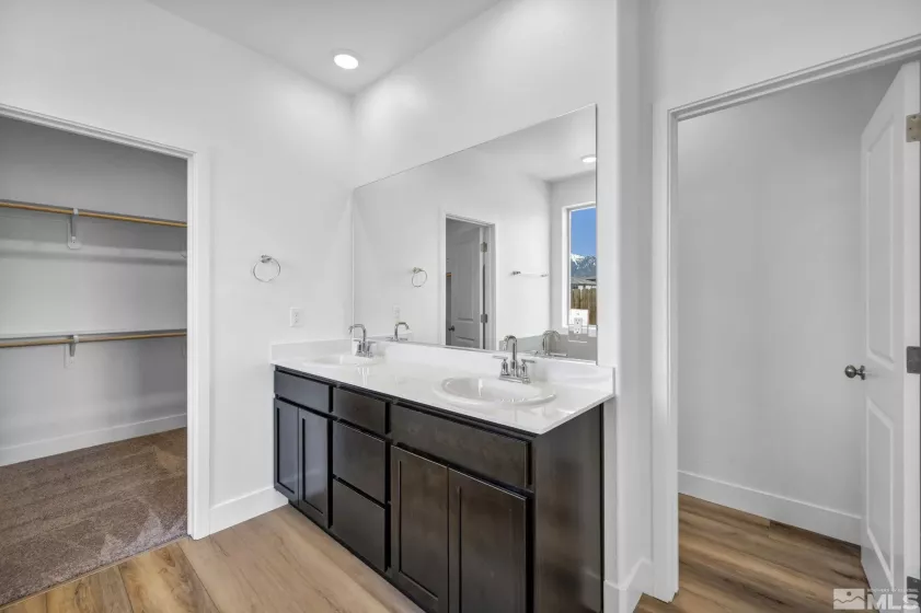 401 Solaris, Carson City, Nevada 89705, 3 Bedrooms Bedrooms, ,2 BathroomsBathrooms,Residential,Residential,Solaris,250001161