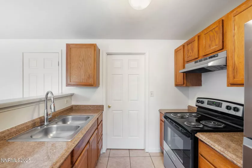 3912/3916 Village Drive, Carson City, Nevada 89701, ,Residential Income,Residential,Village Drive,250050388