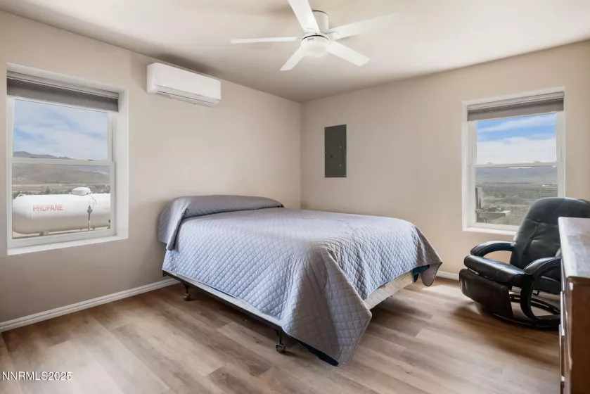 40 Flowery, Dayton, Nevada 89403, ,4 BathroomsBathrooms,Residential,Residential,Flowery,250050392