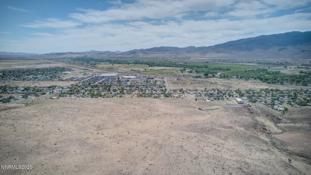 40 Flowery, Dayton, Nevada 89403, ,4 BathroomsBathrooms,Residential,Residential,Flowery,250050392