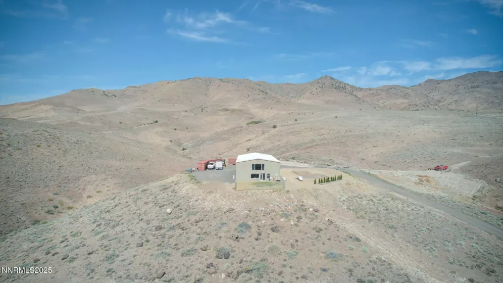 40 Flowery, Dayton, Nevada 89403, ,4 BathroomsBathrooms,Residential,Residential,Flowery,250050392