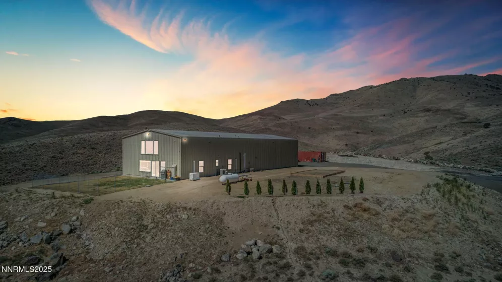 40 Flowery, Dayton, Nevada 89403, ,4 BathroomsBathrooms,Residential,Residential,Flowery,250050392