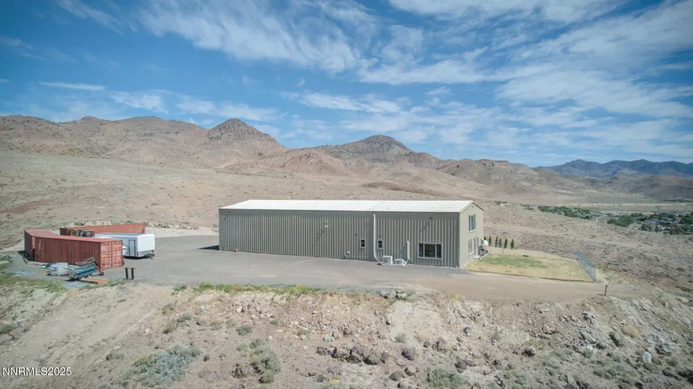 40 Flowery, Dayton, Nevada 89403, ,4 BathroomsBathrooms,Residential,Residential,Flowery,250050392