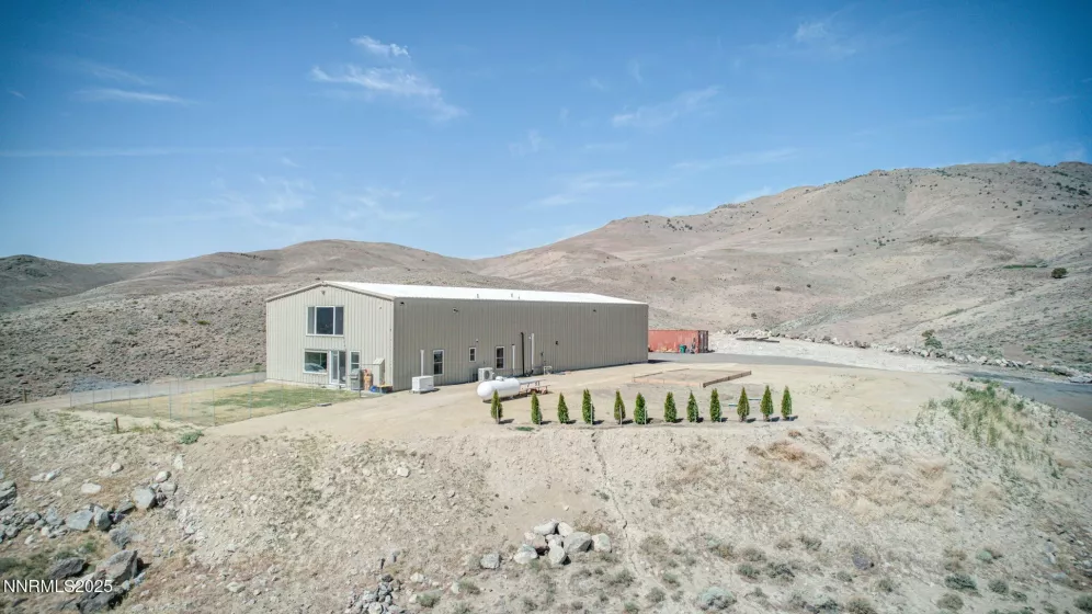 40 Flowery, Dayton, Nevada 89403, ,4 BathroomsBathrooms,Residential,Residential,Flowery,250050392