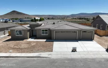2350 Seaberry, Sparks, Nevada 89441, 4 Bedrooms Bedrooms, ,4 BathroomsBathrooms,Residential,Residential,Seaberry,250050395