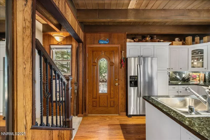 860 Gardner, South Lake Tahoe, California 96150, 3 Bedrooms Bedrooms, ,2 BathroomsBathrooms,Residential,Residential,Gardner,250050396
