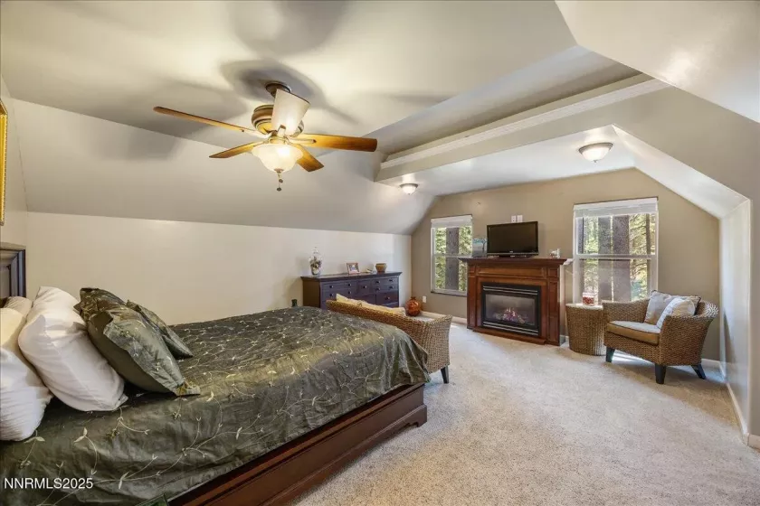 860 Gardner, South Lake Tahoe, California 96150, 3 Bedrooms Bedrooms, ,2 BathroomsBathrooms,Residential,Residential,Gardner,250050396