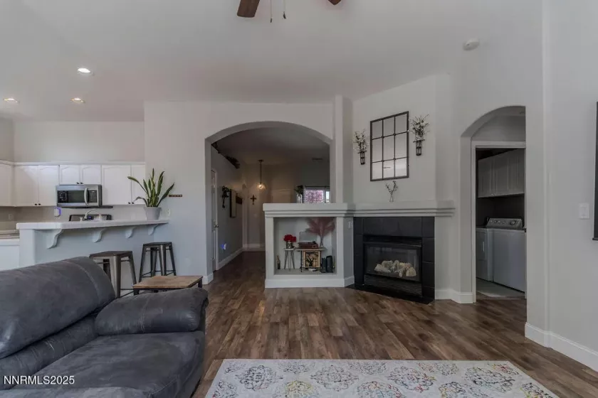1063 Brierwood, Fernley, Nevada 89408, 3 Bedrooms Bedrooms, ,2 BathroomsBathrooms,Residential,Residential,Brierwood,250050403