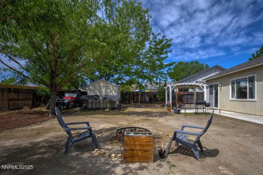 1063 Brierwood, Fernley, Nevada 89408, 3 Bedrooms Bedrooms, ,2 BathroomsBathrooms,Residential,Residential,Brierwood,250050403