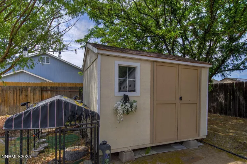 1063 Brierwood, Fernley, Nevada 89408, 3 Bedrooms Bedrooms, ,2 BathroomsBathrooms,Residential,Residential,Brierwood,250050403