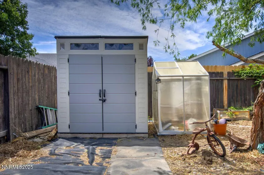1063 Brierwood, Fernley, Nevada 89408, 3 Bedrooms Bedrooms, ,2 BathroomsBathrooms,Residential,Residential,Brierwood,250050403