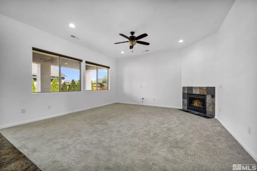 4853 Santenay, Sparks, Nevada 89436, 3 Bedrooms Bedrooms, ,3 BathroomsBathrooms,Residential,Residential,Santenay,250005067