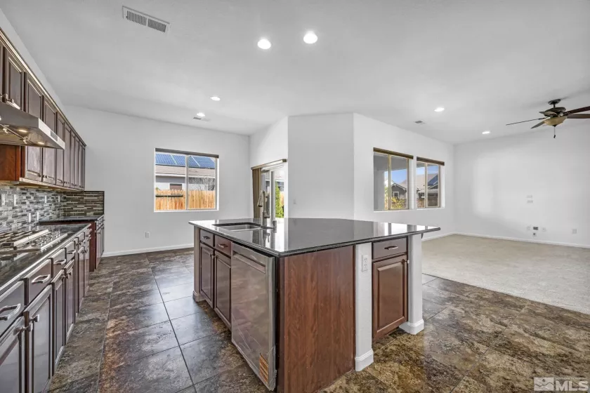 4853 Santenay, Sparks, Nevada 89436, 3 Bedrooms Bedrooms, ,3 BathroomsBathrooms,Residential,Residential,Santenay,250005067
