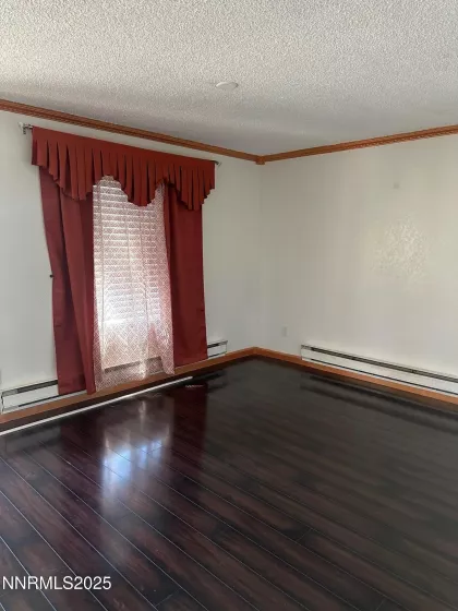 3926 Clear Acre, Reno, Nevada 89512, 2 Bedrooms Bedrooms, ,1 BathroomBathrooms,Residential,Residential,Clear Acre,250050417