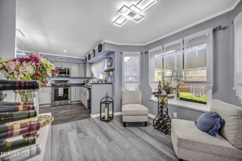 7395 Pah Rah, Sparks, Nevada 89436, 3 Bedrooms Bedrooms, ,3 BathroomsBathrooms,Residential,Residential,Pah Rah,250050420