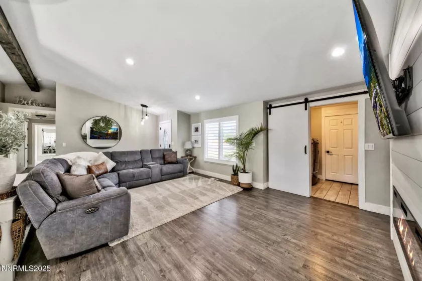 772 Mammoth, Gardnerville, Nevada 89460, 4 Bedrooms Bedrooms, ,2 BathroomsBathrooms,Residential,Residential,Mammoth,250050419