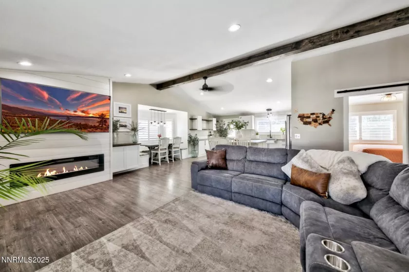 772 Mammoth, Gardnerville, Nevada 89460, 4 Bedrooms Bedrooms, ,2 BathroomsBathrooms,Residential,Residential,Mammoth,250050419