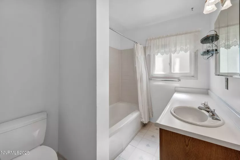 895 Stoker, Reno, Nevada 89503, 3 Bedrooms Bedrooms, ,1 BathroomBathrooms,Residential,Residential,Stoker,250050422
