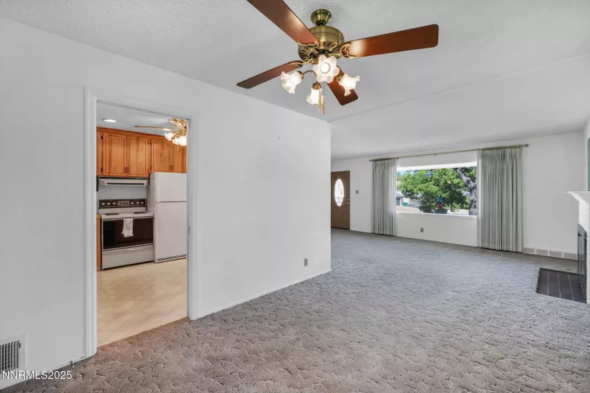 895 Stoker, Reno, Nevada 89503, 3 Bedrooms Bedrooms, ,1 BathroomBathrooms,Residential,Residential,Stoker,250050422