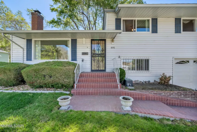 895 Stoker, Reno, Nevada 89503, 3 Bedrooms Bedrooms, ,1 BathroomBathrooms,Residential,Residential,Stoker,250050422