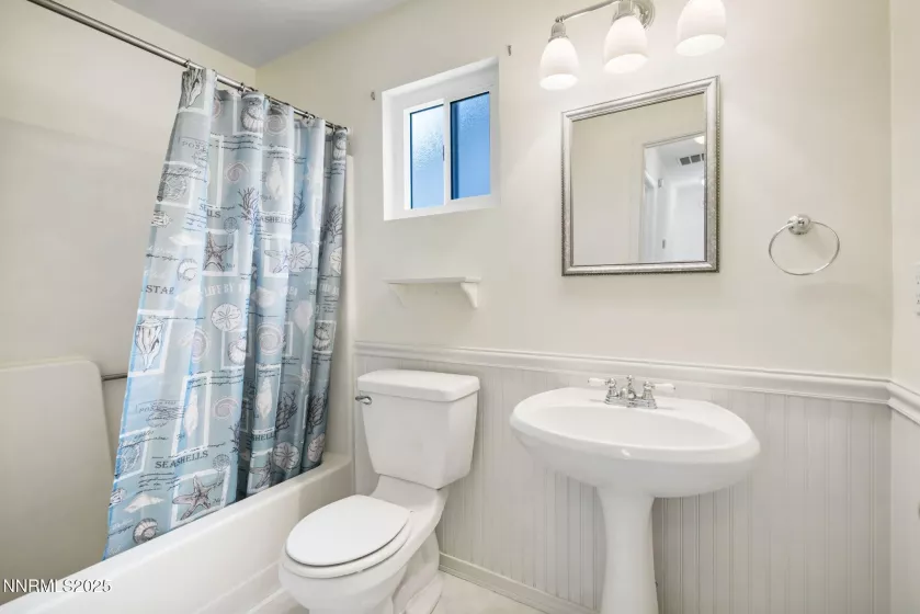 103 Woodlake, Dayton, Nevada 89403, 3 Bedrooms Bedrooms, ,2 BathroomsBathrooms,Residential,Residential,Woodlake,250050423