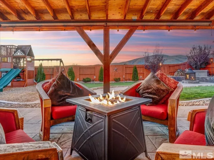 17711 Papa Bear, Reno, Nevada 89508, 4 Bedrooms Bedrooms, ,3 BathroomsBathrooms,Residential,Residential,Papa Bear,250004868