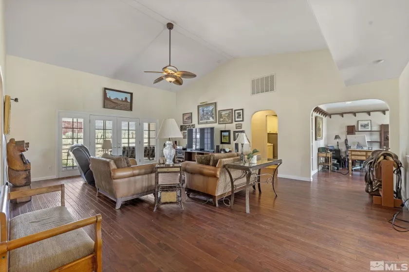 60 Horseshoe, Reno, Nevada 89508, 3 Bedrooms Bedrooms, ,2 BathroomsBathrooms,Residential,Residential,Horseshoe,250004957