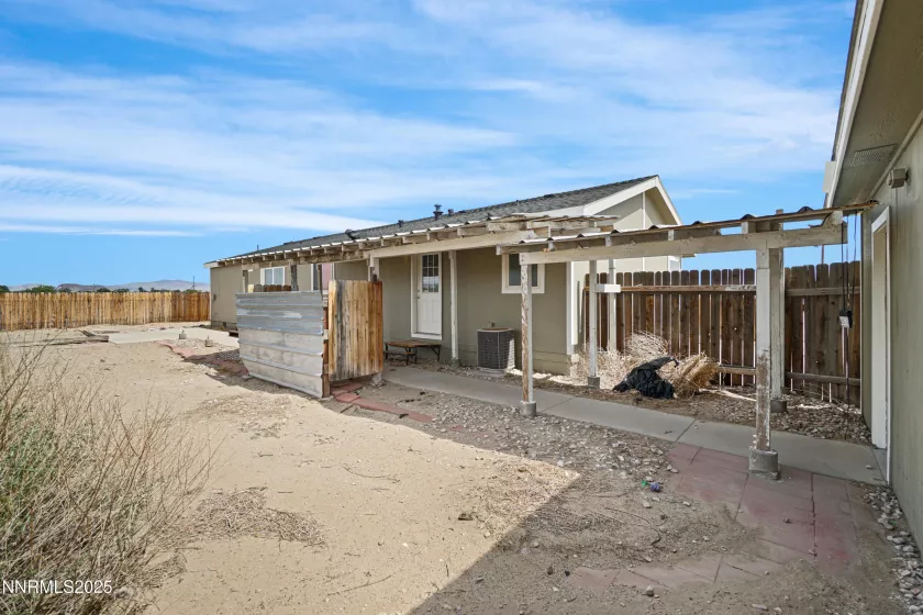 11575 Fulkerson, Fallon, Nevada 89406, 3 Bedrooms Bedrooms, ,2 BathroomsBathrooms,Residential,Residential,Fulkerson,250050435