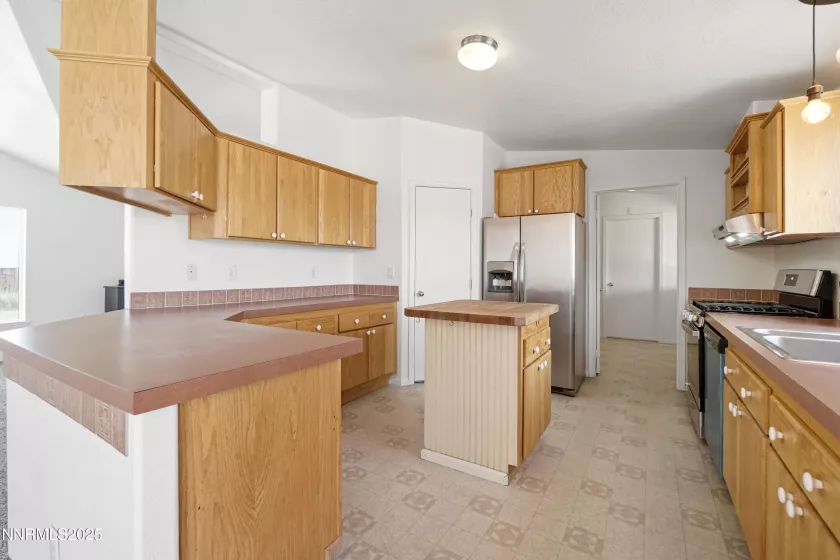 11575 Fulkerson, Fallon, Nevada 89406, 3 Bedrooms Bedrooms, ,2 BathroomsBathrooms,Residential,Residential,Fulkerson,250050435