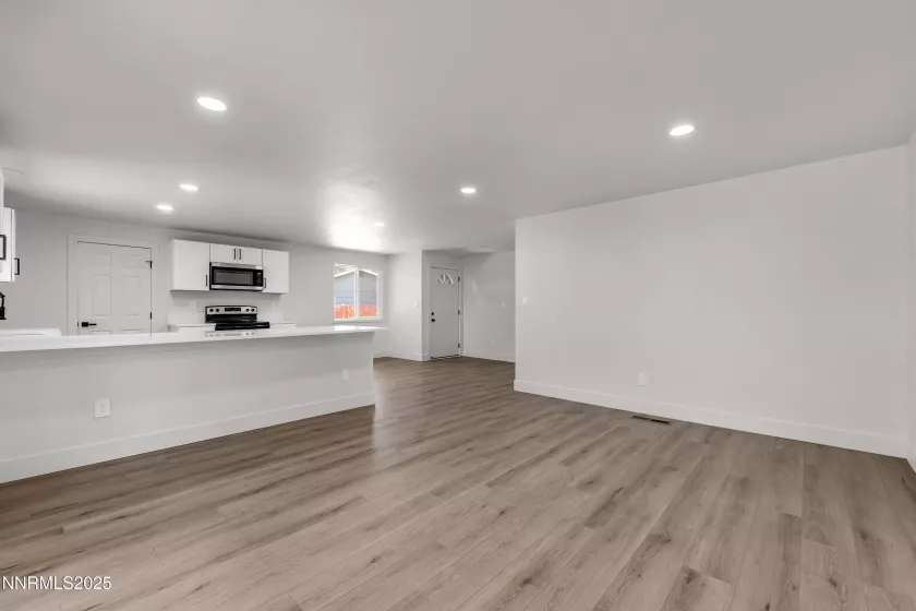 1717 Rio Tinto, Sparks, Nevada 89434, 4 Bedrooms Bedrooms, ,2 BathroomsBathrooms,Residential,Residential,Rio Tinto,250050436