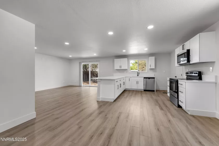 1717 Rio Tinto, Sparks, Nevada 89434, 4 Bedrooms Bedrooms, ,2 BathroomsBathrooms,Residential,Residential,Rio Tinto,250050436