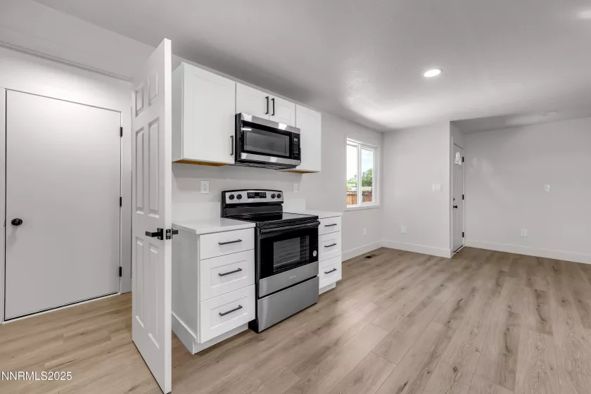 1717 Rio Tinto, Sparks, Nevada 89434, 4 Bedrooms Bedrooms, ,2 BathroomsBathrooms,Residential,Residential,Rio Tinto,250050436