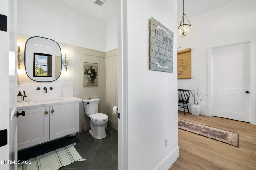 6300 Trailblazer, Reno, Nevada 89511, 5 Bedrooms Bedrooms, ,6 BathroomsBathrooms,Residential,Residential,Trailblazer,250050438